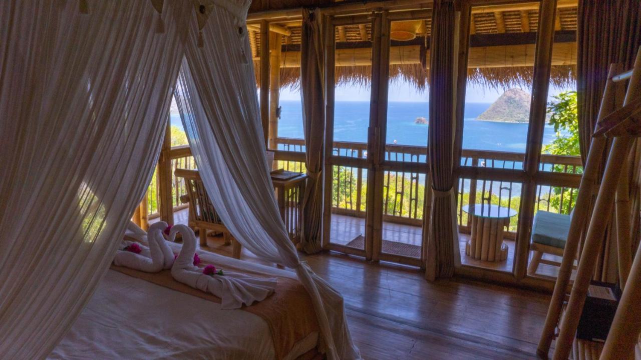 Elang Hillside Bamboo Villas Labuan Bajo Exterior photo